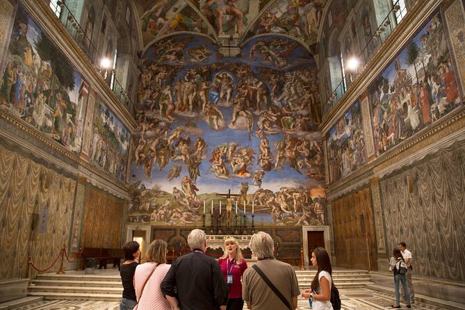 Vatican Museums, Sistine Chapel & St Peter’s Basilica Guided Tour - St. Peter’s Basilica: Guided Highlights and a Crowd-Cutting Entry
