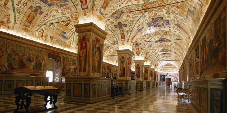 Vatican Museums, Sistine Chapel & St Peter's Basilica Tour - St Peter’s Basilica option: what you’ll see, and when it might not happen