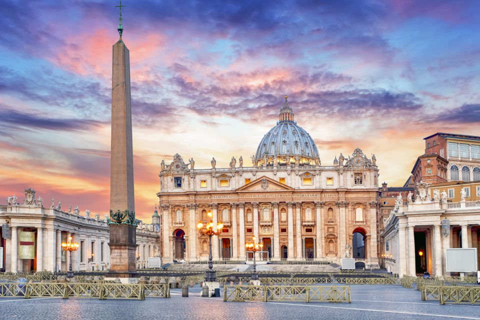 Vatican Museums, Sistine Chapel & St Peter's Basilica Tour - The rules of entry: dress code, security checks, and timing realities
