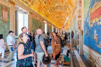 Vatican Museums, Sistine Chapel Tour and Basilica Access - Meeting point: how to start on the right foot