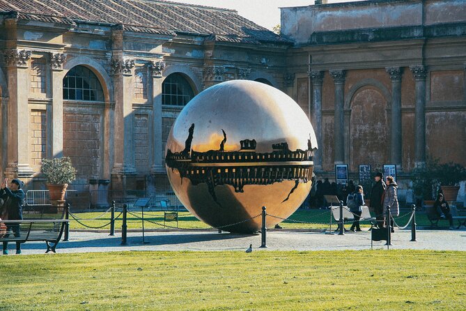 Vatican Museums, Sistine Chapel Tour and Basilica Access - Gallery of the Maps: history you can actually read at a walkable pace