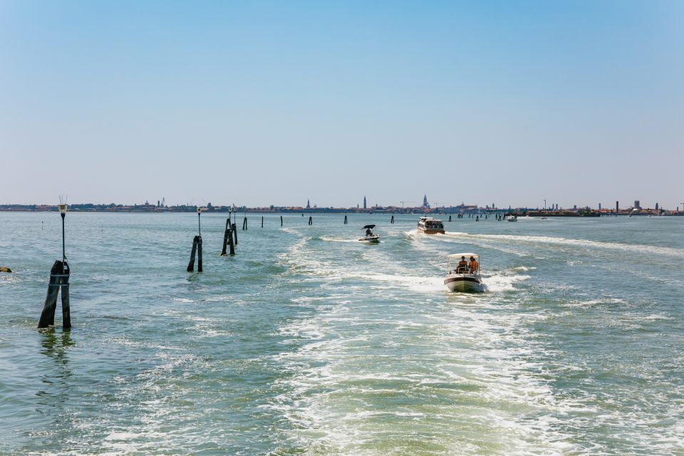 Venice: Burano, Torcello & Murano Boat Tour w/Glassblowing - Practical tips: what to pack for a smooth day