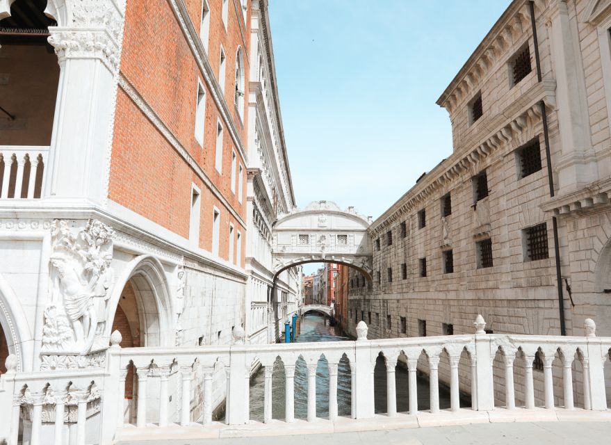 Venice: Doge's Palace and St. Mark's Basilica Tour - St. Mark’s Basilica: Golden Mosaics, Treasures, and St. Mark at the Center