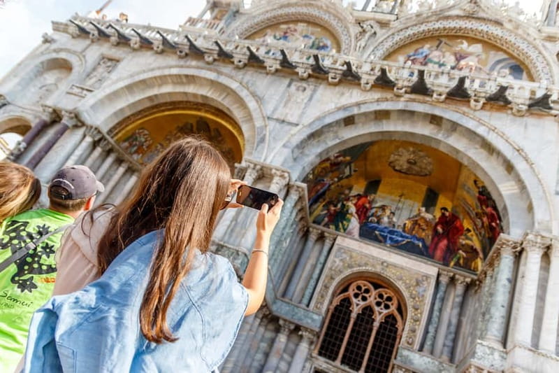 Venice: Doge's Palace, St Mark's Basilica, and Pala d'Oro - Pacing, group size, and Venice crowds (especially in summer)