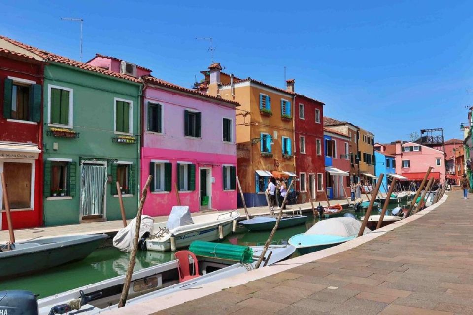 Venice: Murano and Burano Boat Tour with Glass Factory Visit - Burano in Your Own Pace: Colorful Houses, Canals, and Easy Wandering