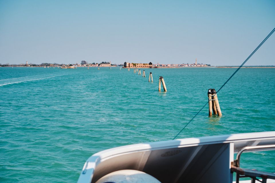 Venice: Murano & Burano Panoramic Boat Tour w/ Glassblowing - Murano time: how to make a short stop feel useful