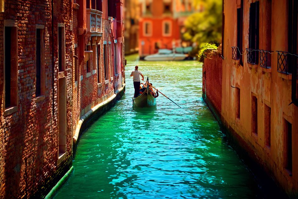 Venice: Private Gondola Cruise for up to 5 Passengers - Price and value: what $157.47 buys you (and when it doesn’t)
