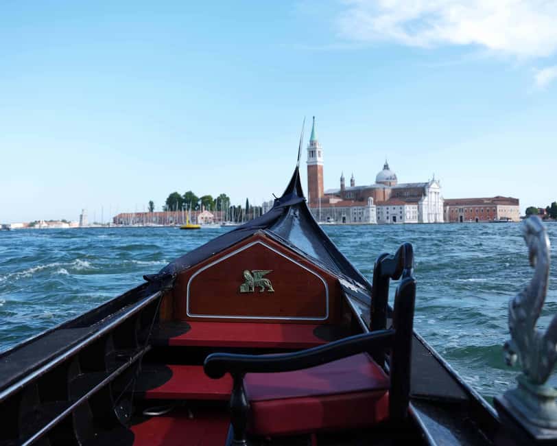 Venice: Rialto Bridge & Offbeat Unusual Venice Walking Tour - Price and value: what $28 buys you in Venice