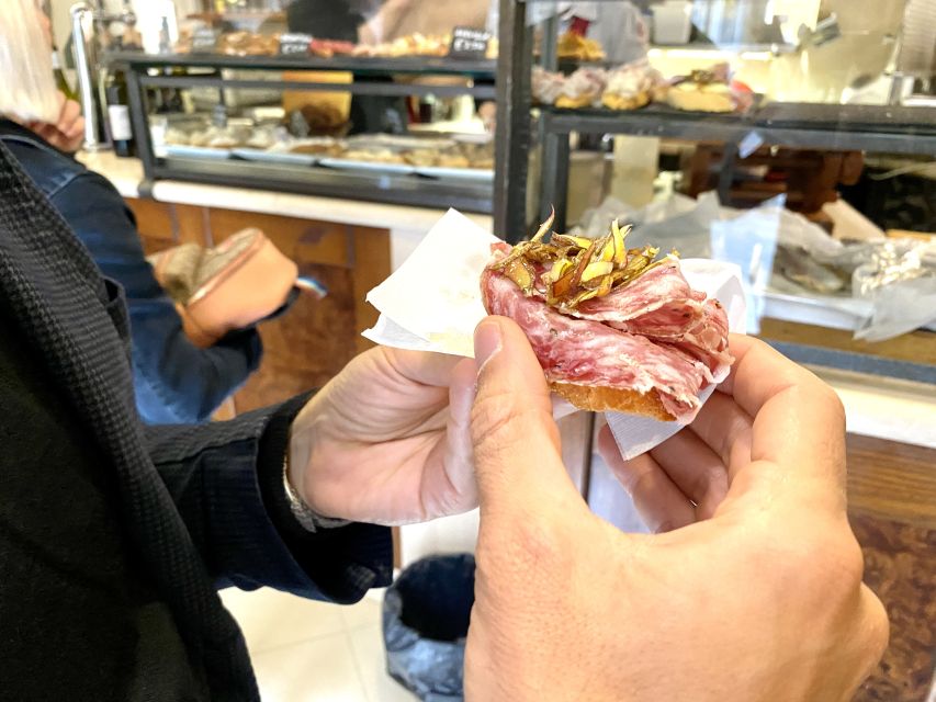Venice: Street Food Tour with a Local Guide and Tastings - Campo San Polo and Basilica dei Frari: Food Stops With Actual Stops