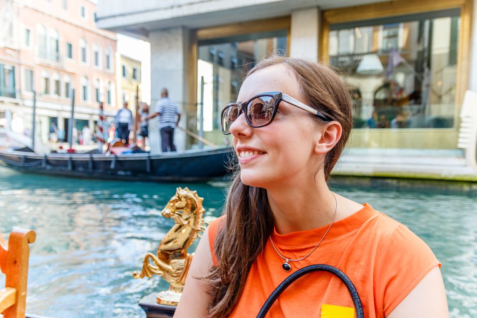 Venice: Traditional Shared Gondola Ride - Comfort, Seats, and Practical Limits (Luggage, Rain, Timing)