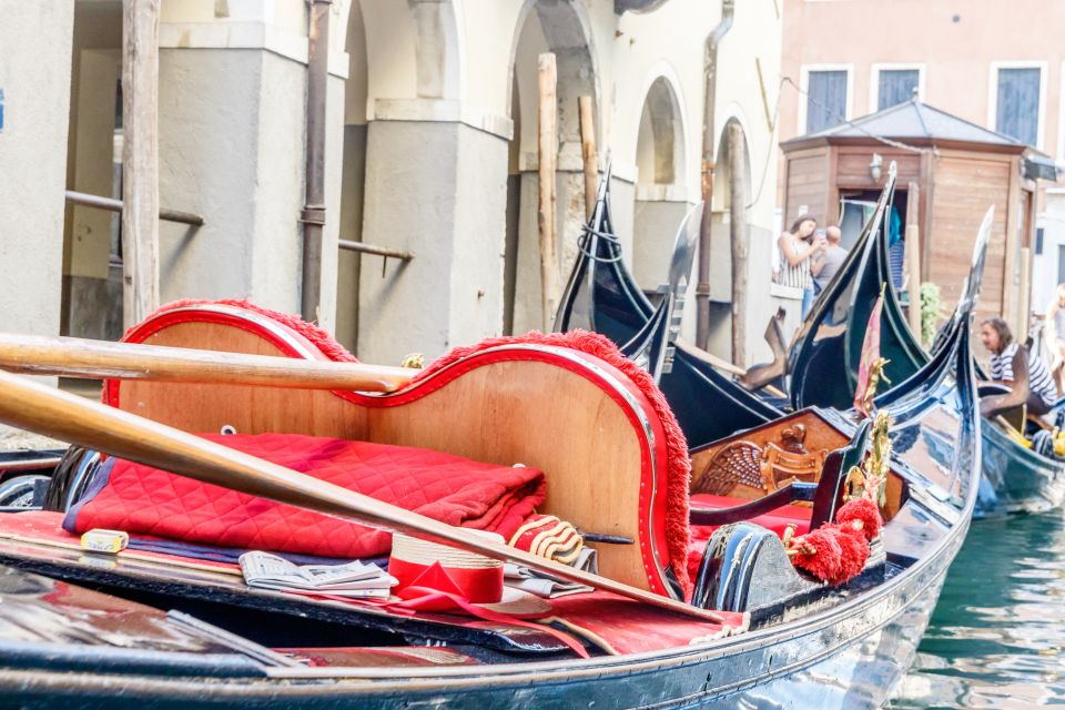 Venice: Traditional Shared Gondola Ride - Who This Gondola Ride Is Best For